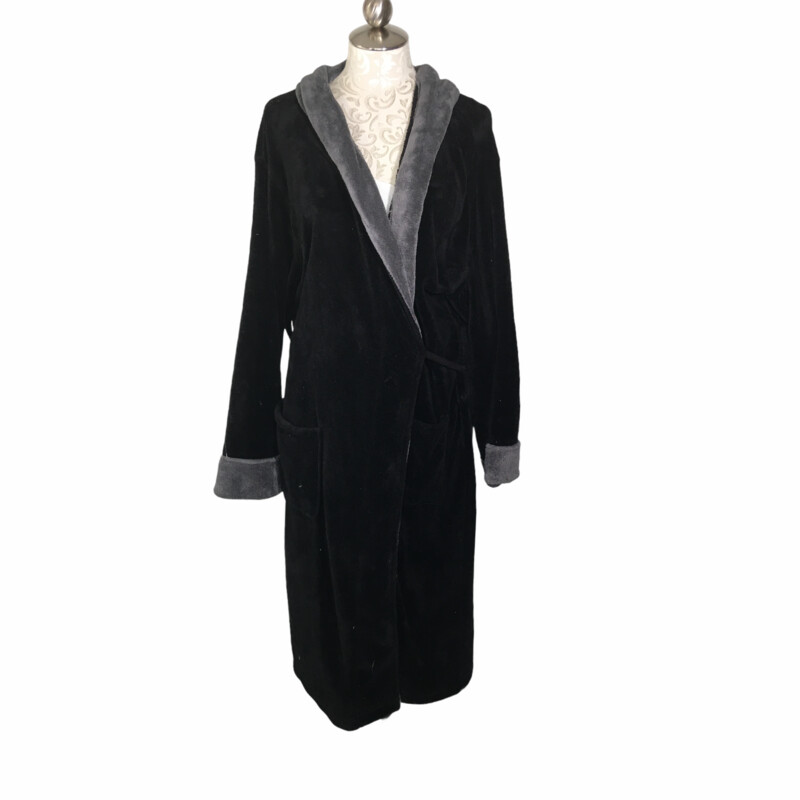 120-075 Basic Edition, Black/gr, Size: Robes mens Black robe w/ grey trim x
