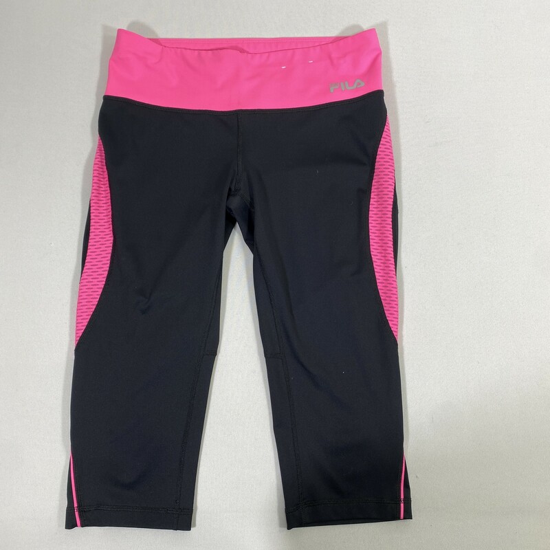 120-252 Fila Sport, Blk/pink, Size: Small
Black and pink capri  leggings polyesther/spandex