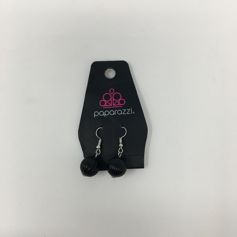 120-314, Black bead hook pierces earrings
