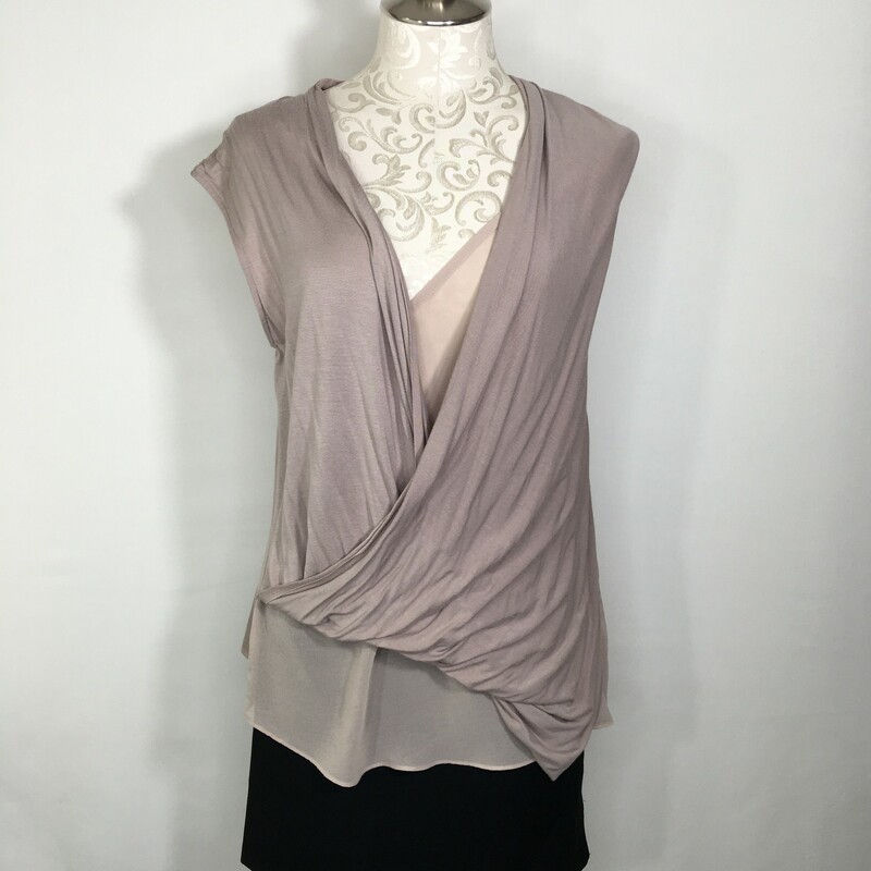 120-406 Sisi, Grey, Size: Large grey tank top with cross over in the front and sheer material in the middle no tag  good
