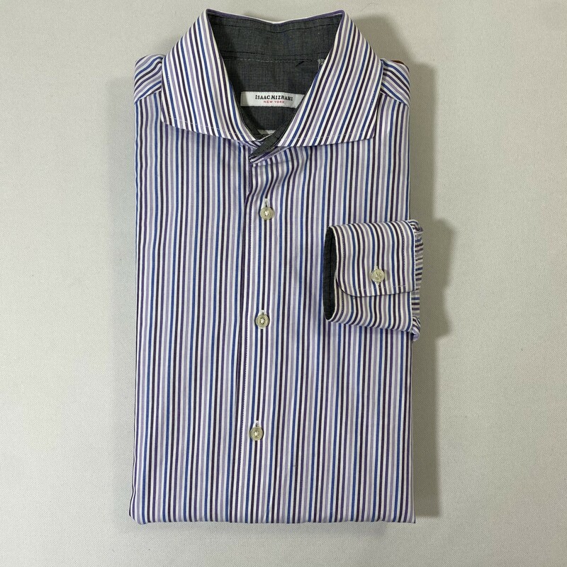 125-081 Isaac Mizrahi, Purple, Size: 15 1/2
purple blue and white striped mens butto up shirt 100% cotton  good