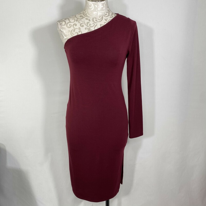 125-108 Forever 21, Maroon, Size: Large tight maroon one shoulder long sleeve dress with slit in leg 62% polyester 33% rayon 5% spandex  good