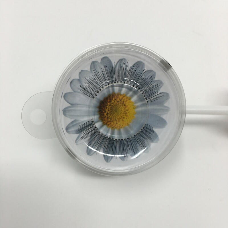 Glue On Lashes