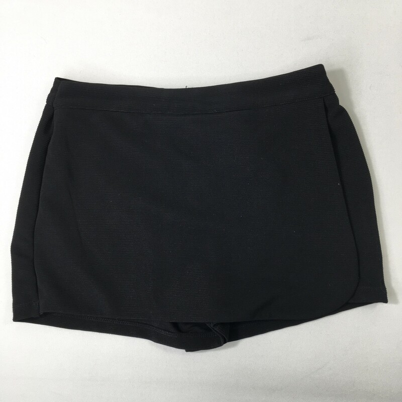 100-156 Forever 21 Skort, Black, Size: Large skirt in the front shorts in the back