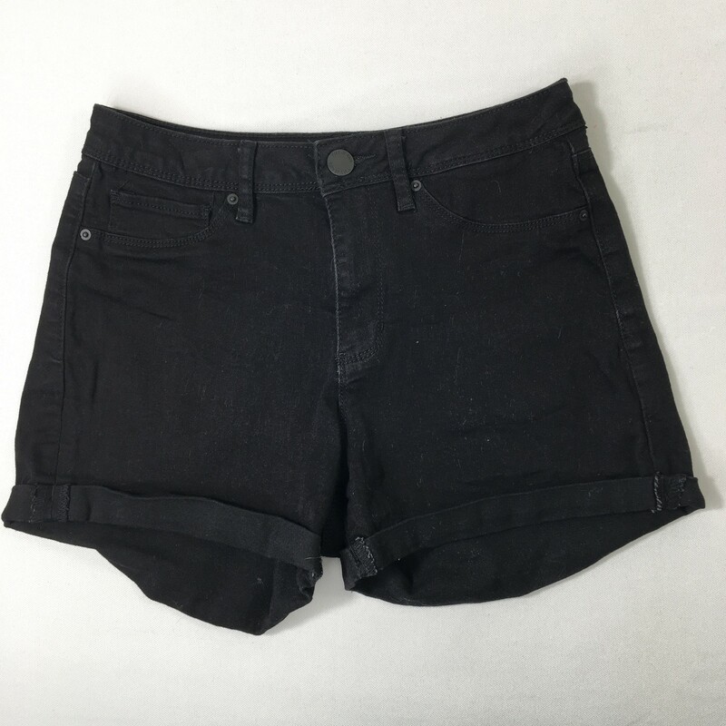 100-179 Ymi Shorts