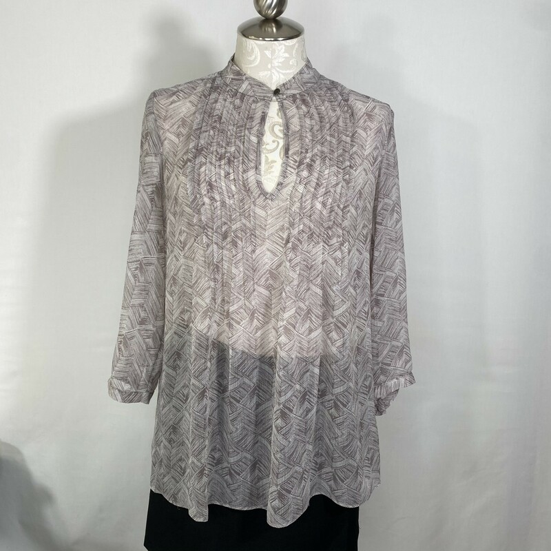 111-011 Banana Republic, Grey, Size: Medium Sheer Patterned blouse