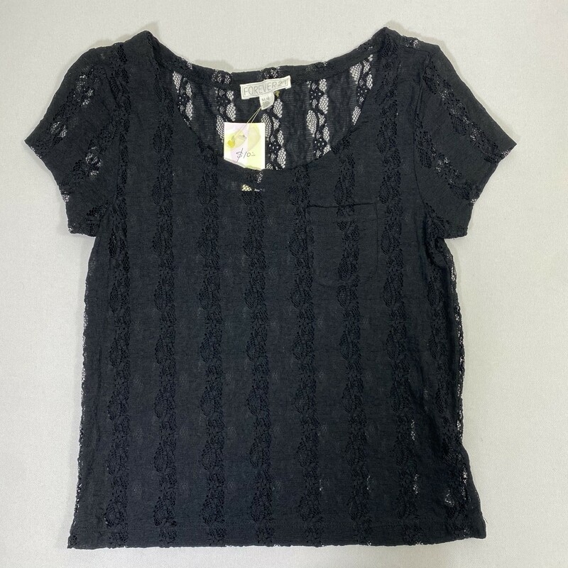 102-228 Forever 21 Lace T