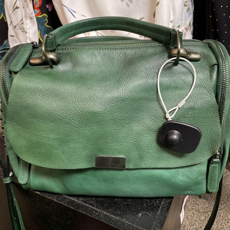 The Pink Poodle Upscale Resale Boutique for Men & Women Madison, WI