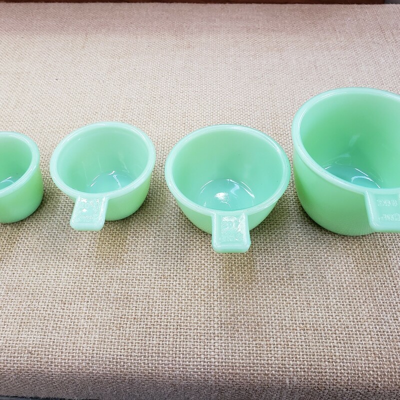 S/4 Jade Measuring Cups