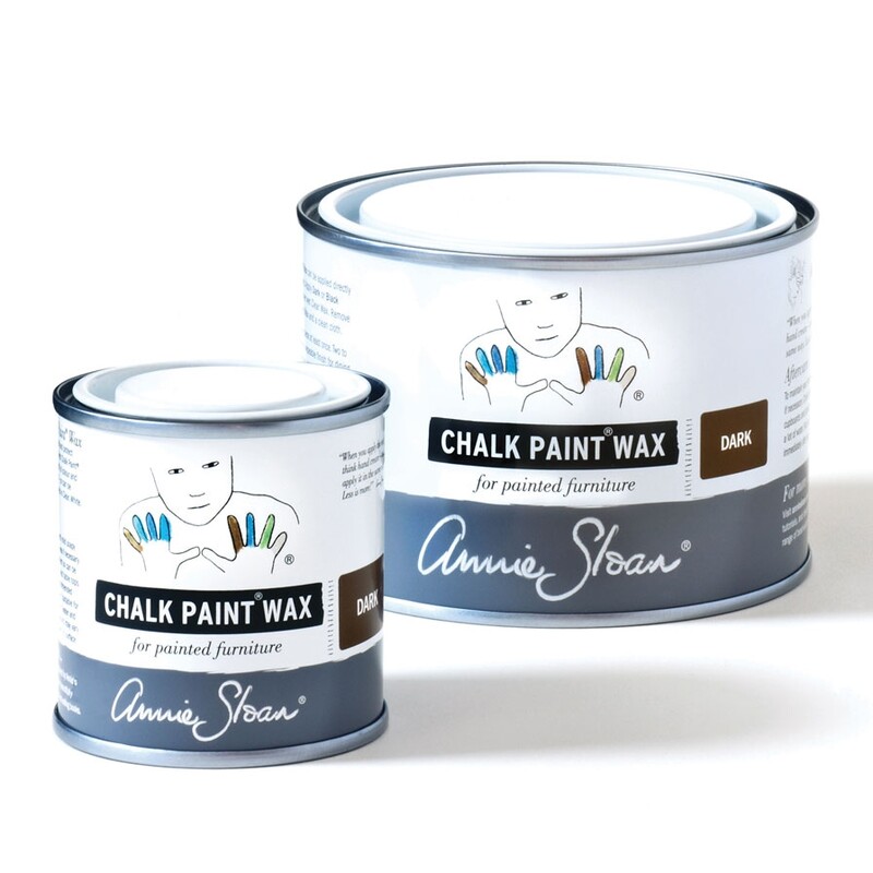 Apply dark Chalk Paint® Wax to age and give texture to your paintwork. Use it with clear Chalk Paint® Wax to seal and protect furniture and walls painted with Chalk Paint® decorative paint.

To achieve Annie's signature look, first apply a thin coat of clear Chalk Paint® Wax, removing any excess with a clean cloth. Next, apply the Dark Wax, pushing it into the paintwork to bring out brush marks and recesses. Wipe off any excess with Clear Wax, making sure every part of your piece has been waxed at least once.

Small Pot - 120ml