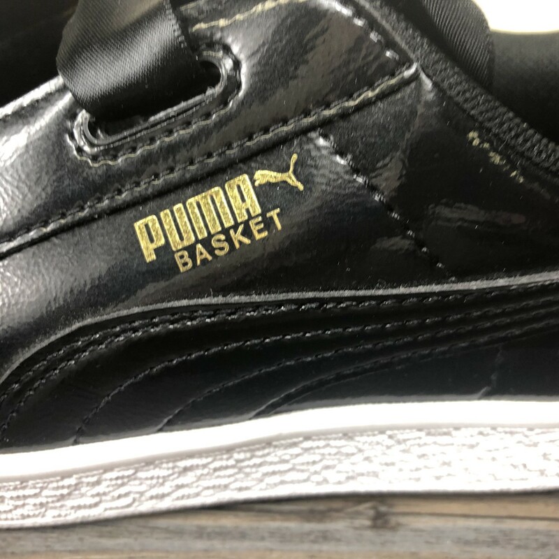 Puma Shoes, Black, Size: 1.5Y<br />
BRAND NEW WITHOUT TAG