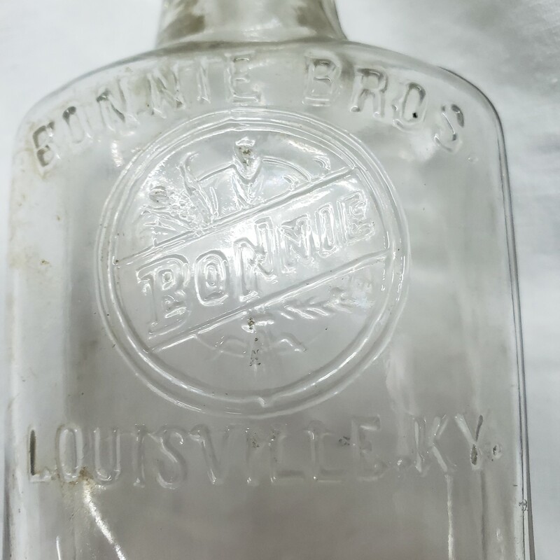 Bonnie Bros Bottle, Embossed Clear, Size: 7in