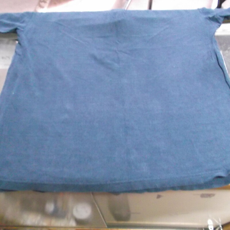 Columbia Mens Partial Button Short Sleeve Shirt Size 2XL Heavy Cotton Blue #7719
Rating:   (see below) 4 - Fair Condition
Team: N/A
Player: N/A
Brand: Columbia
Size: 2XL - Men's(Measured Flat: chest 25\"; length 32\") 
measurements are from armpit to armpit and from shoulder to hem; - please check measurements. 
Color: Blue
Style: Short sleeve partial button shirt
Material: 100% Cotton
Condition: - Fair Condition - wrinkled; Material is faded and discolored; Minor pilling and fuzz; Noticeable stains throughout; Two holes on the right side of the buttons; Bottom is curled; Staining on the sleeves; Definite signs of use; Material feels coarse(See Photos for condition and description)
Shipping: $4.90
Item #: 7719