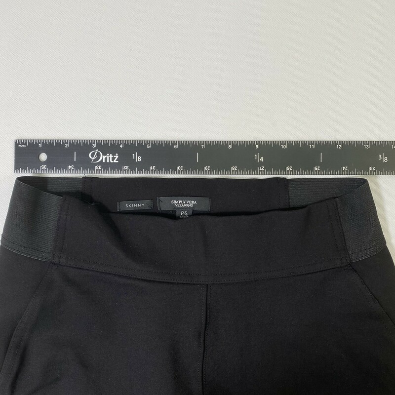 Simply Vera Skinny Short, Black, Size: Small Petite Short with elastic band around the waist