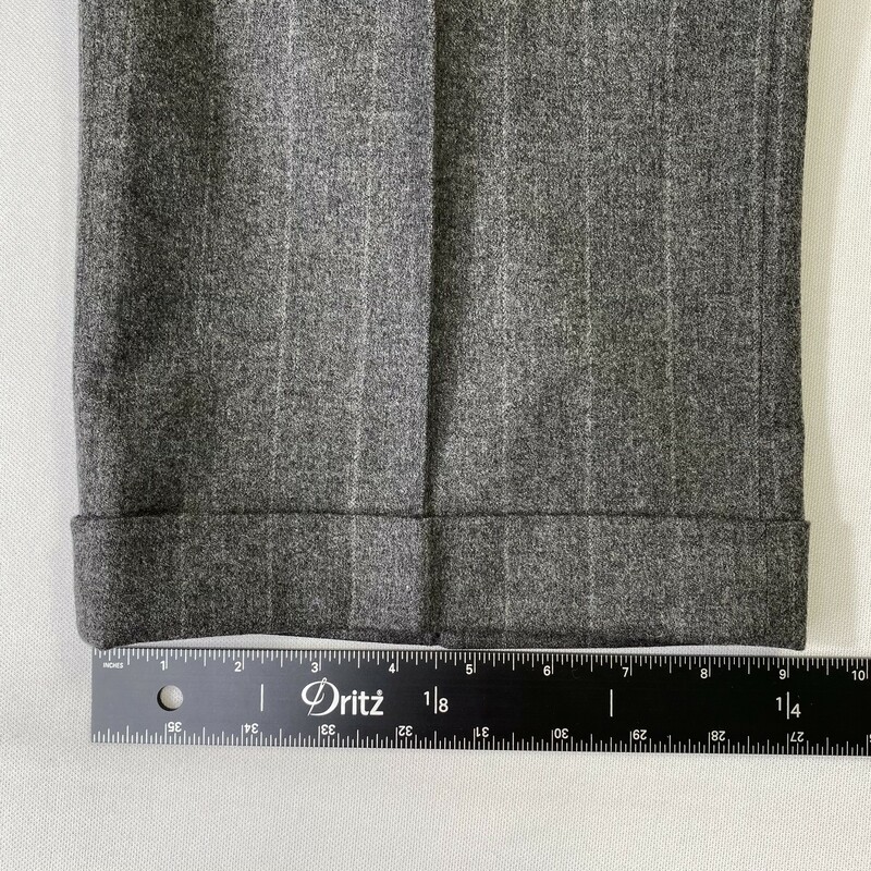 Barneys New York Suit Pan, Gray, Size: Large light gray striped