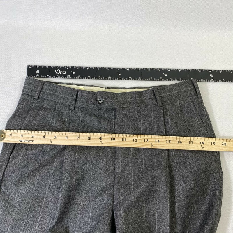 Barneys New York Suit Pan, Gray, Size: Large light gray striped