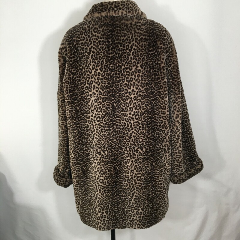 100-0478 Tyber By St. Joh, Brown, Size: Small<br />
knee lenght leopard print faux fur<br />
acrylic/cotton/polyesther<br />
Good Condition