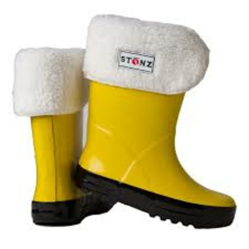 Stonz Rain Bootz, Yellow, Size: 1Y
Stonz are made with natural rubber and are 100% waterproof with soft cotton lining for comfort and function.

Features
Vegan friendly Made with natural rubber
Free from PVC, phthalates, lead, flame retardants and formaldehyde
Extra wide opening makes them easy to put on
Non-slip soles for safe play and Soft cotton inside lining
Soft and flexible natural rubber for increased comfort
Can be layered up with Stonz Rain Boot Liners for extra warmth