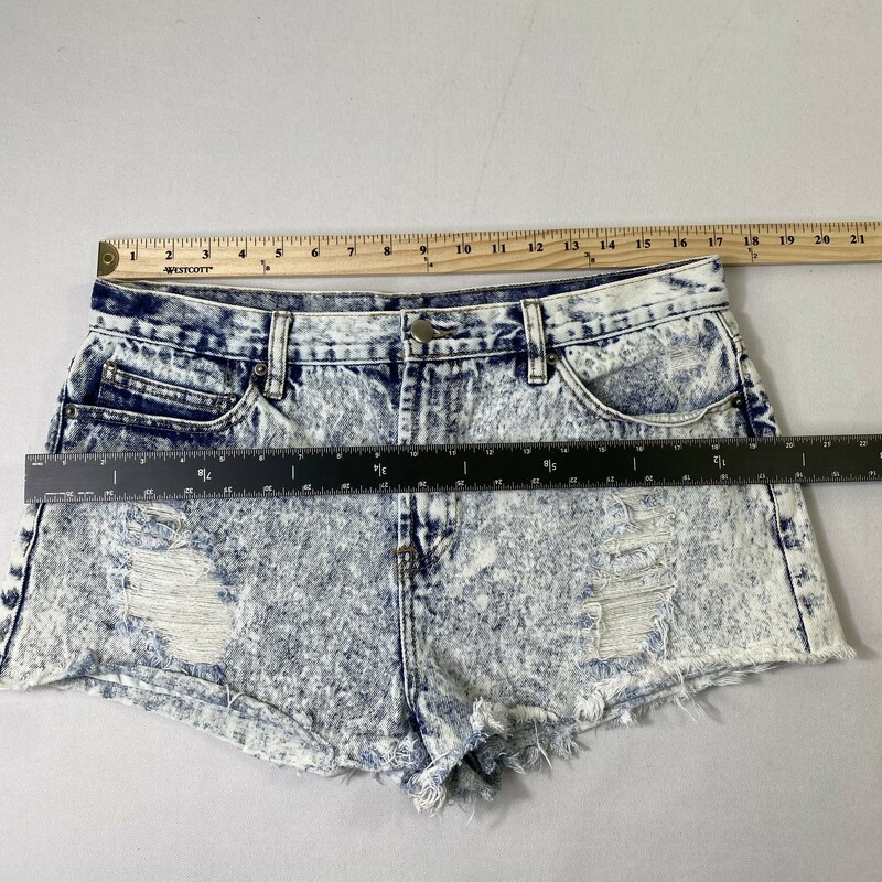 100-187 Forever 21 Acid W, Blue, Size: 31 acid wash ripped shorts with fraying on bottom