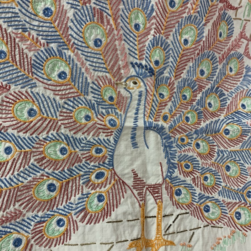 Beautiful embroidered peacock. Sheet have some stains and some holes, please make sure to look at all the pictures for a closer visual.<br />
Perfect decor or diy projects<br />
Measures approx. 84'' x 76''. Peacock measures approx. 17'' x 13''<br />
Thank you.