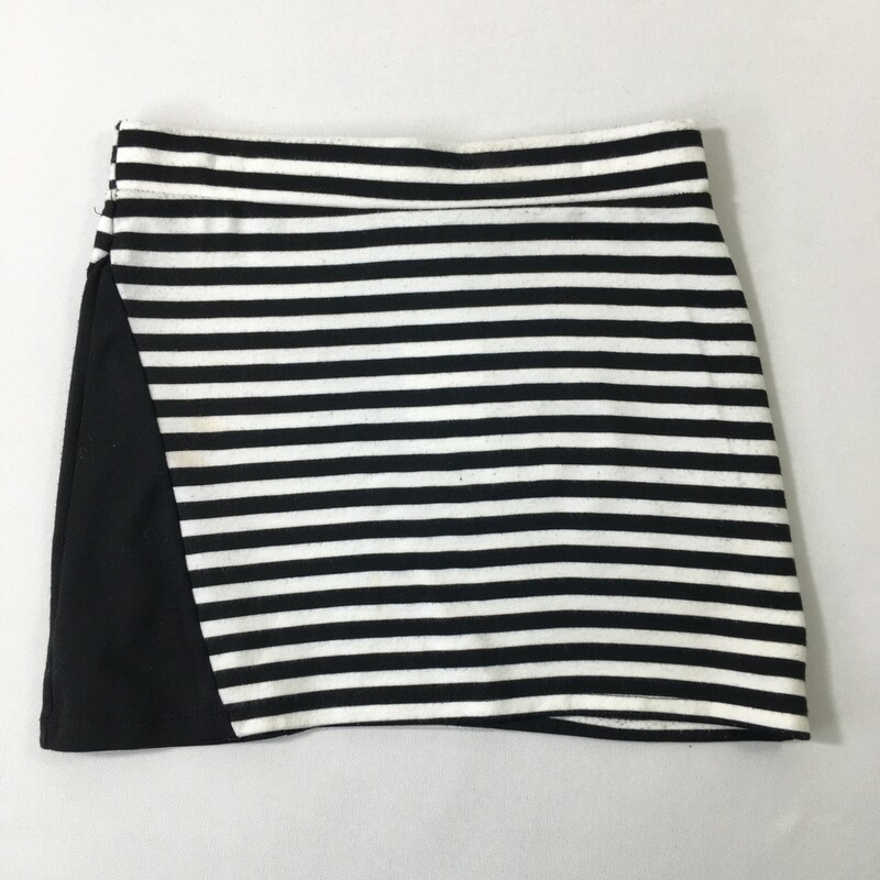 125-013 Luna Tiks, Black An, Size: Small black and white striped mini skirt 89% polyester  7% rayon 4% spandex  good