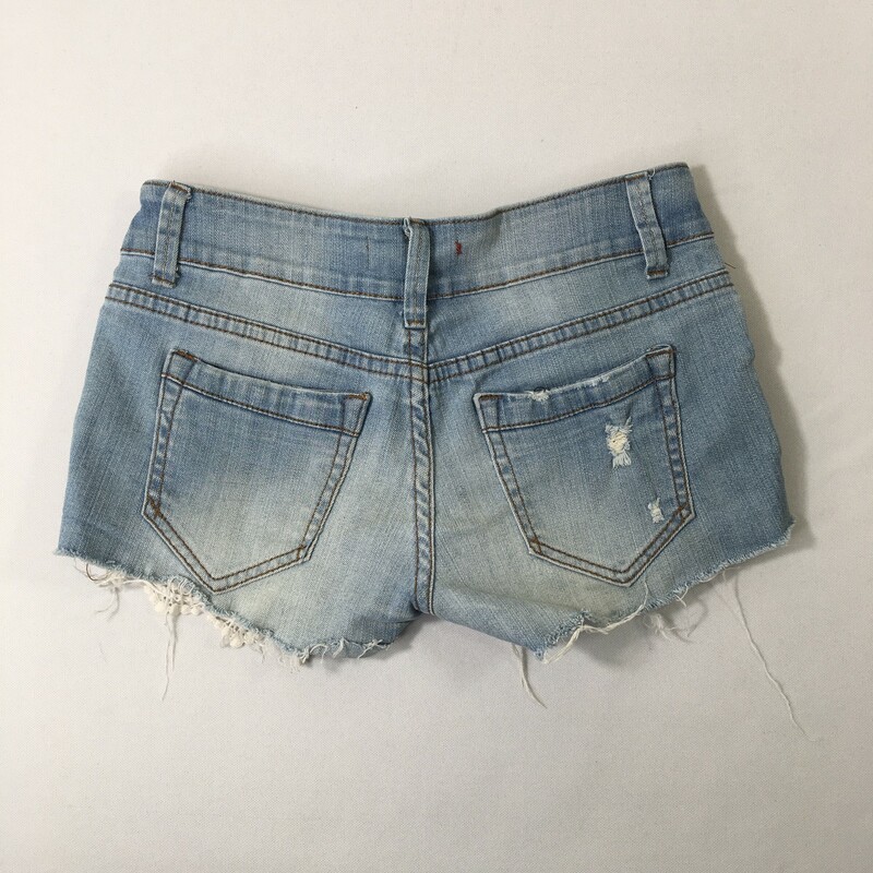 103-149 Xxl Denim, Blue, Size: 25 Denim Shorts With Lace Details 99% cotton 1% spandex  Good