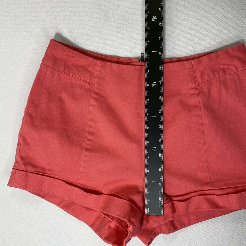 125-005 Manifesto, Coral, Size: Medium plain orange/pink shorts with zipper in the back 98% cotton 2% spandex  good