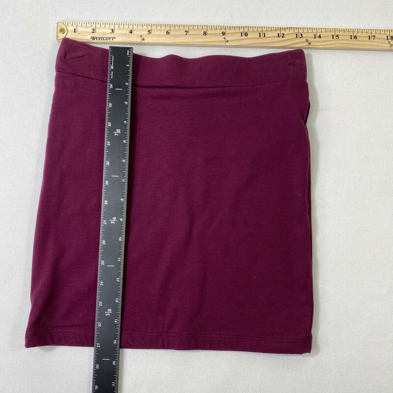 100-738 Forever 21, Purple, Size: Medium Purple skirt cotton/spandex