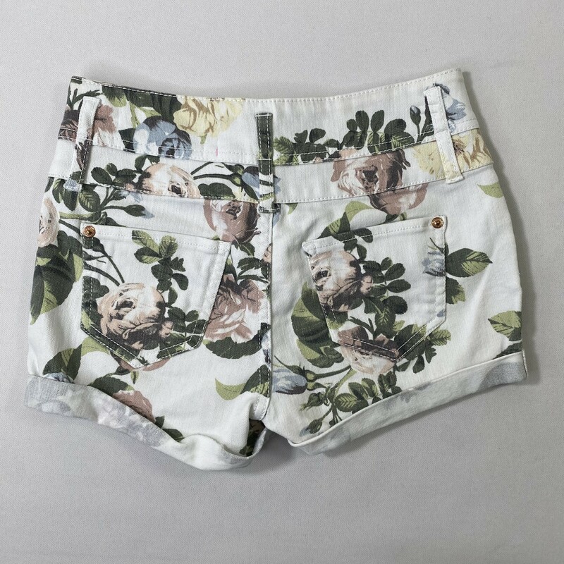 125-009 Tinseltown, White, Size: 2 white shorts with floral pattern and 3 buttons in the front 69% cotton 30% polyester 1% spandex  good
