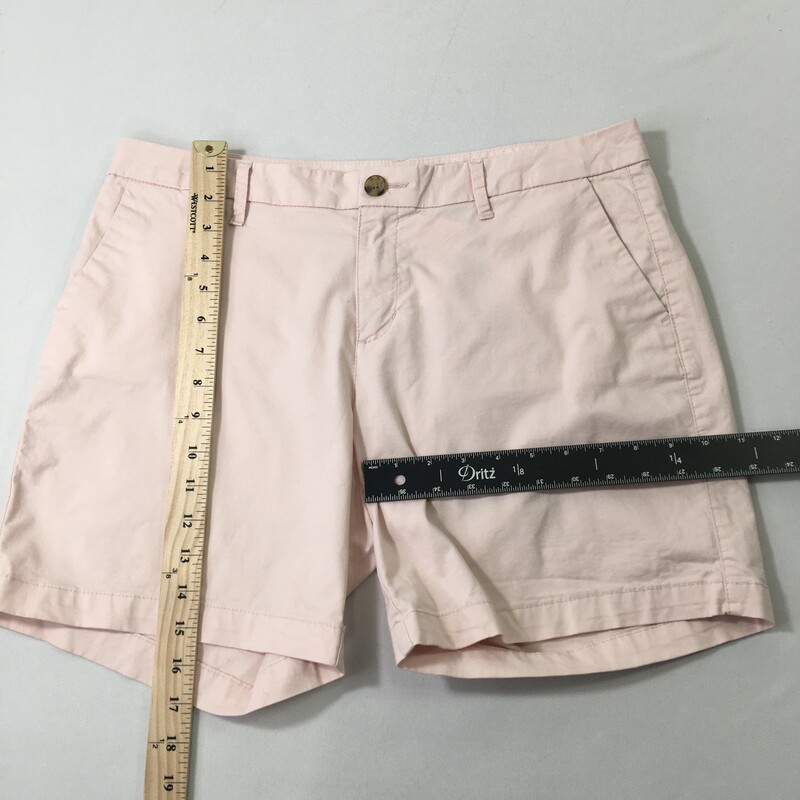 100-206 Old Navy, Pink, Size: 10 pink old navy shorts 97% cotton 3% spandex  good