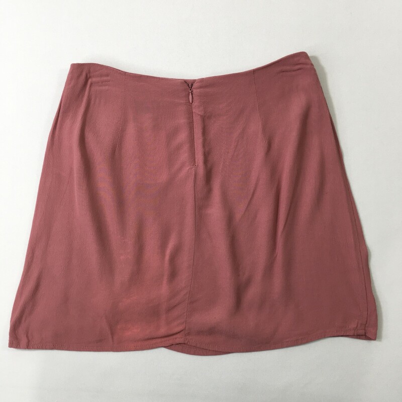 100-739 Forever 21, Rose, Size: Small Rose colored skirt 100% Rayon