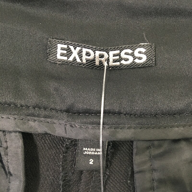 102-247 Express, Black, Size: 2 black linen shorts 52% linen 28% polyester 18% viscose 2% spandex
