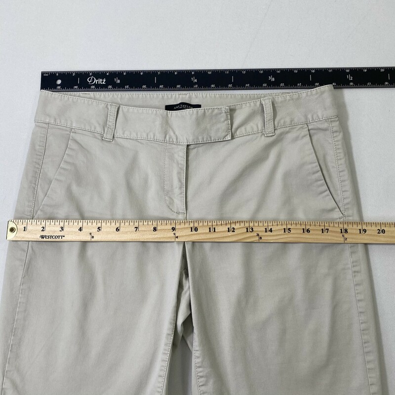 100-780 Ann Taylor, Khaki, Size: 8 Womens ann taylor shorts 69% cotton 27% lyocell 4% spandex  Good