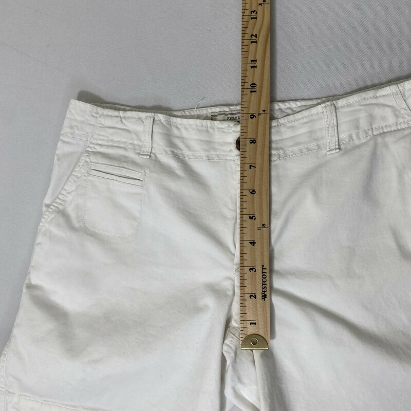 103-182 Old Navy, White, Size: 8 7 shorts white 97% cotton 3% spandex