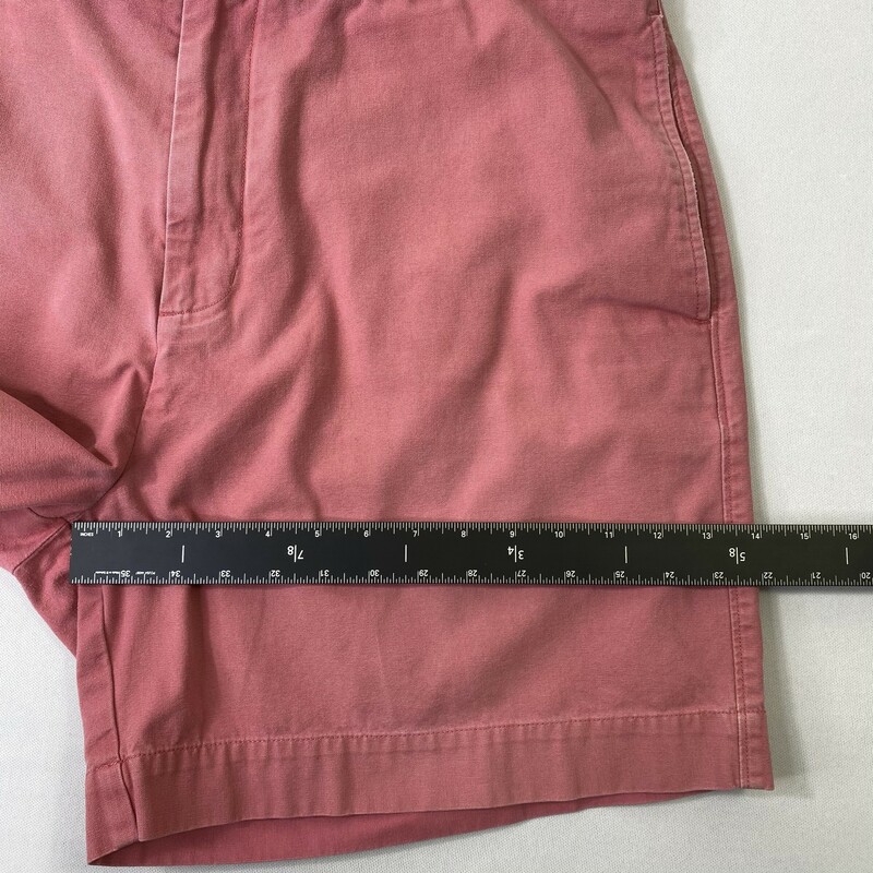 100-767 Vineyard Vines, Pink/sal, Size: 38 Mens Vineyard vines dock shorts 100% cotton  Good