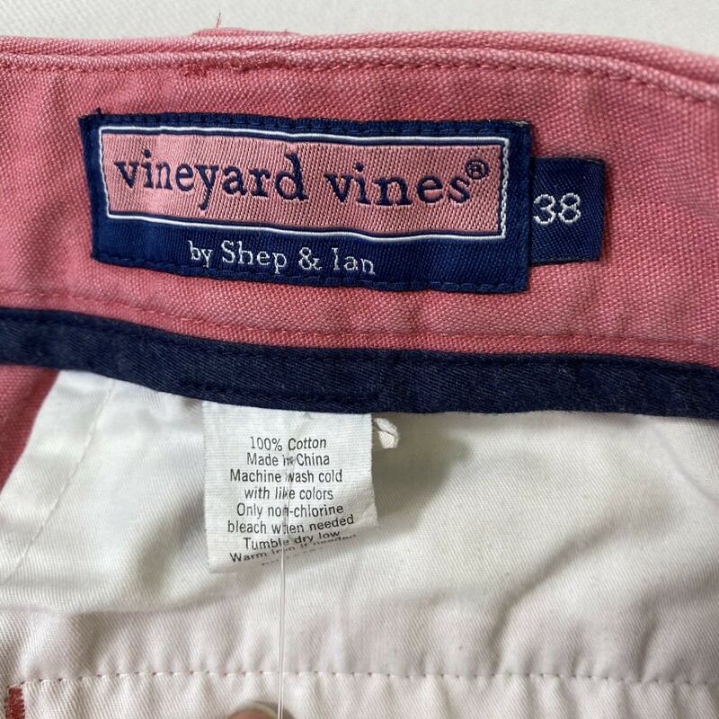 100-767 Vineyard Vines, Pink/sal, Size: 38 Mens Vineyard vines dock shorts 100% cotton  Good