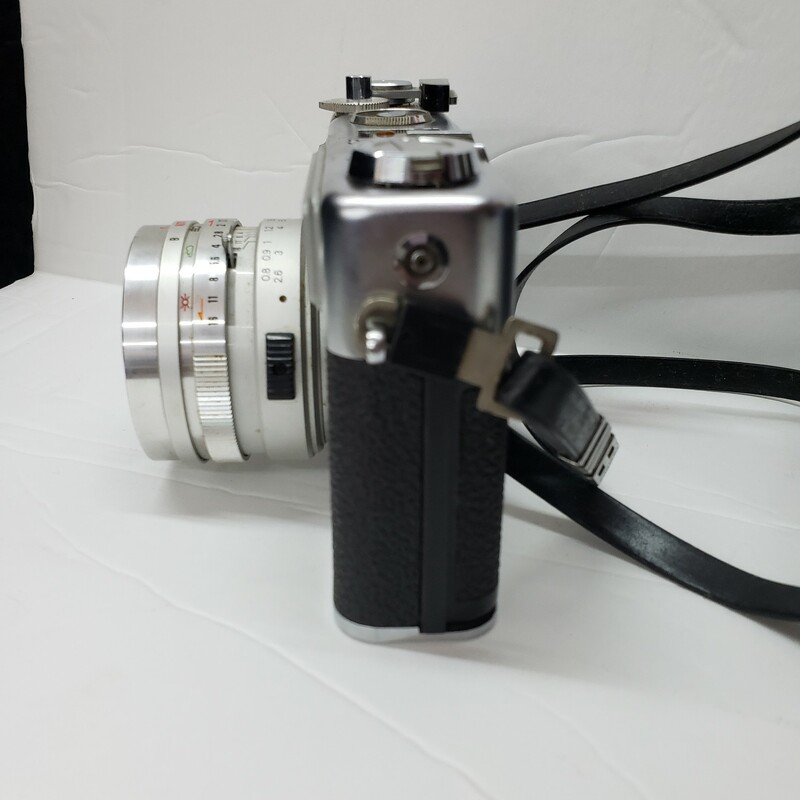 Yashica Electro 35 Camera W/ Case, Yashinon DX 1:1.7 45MM Lens, Japan