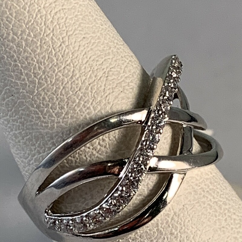 4 Row Crossover Band<br />
Cubic Zirconia<br />
Size 7<br />
Sterling Silver<br />
$149