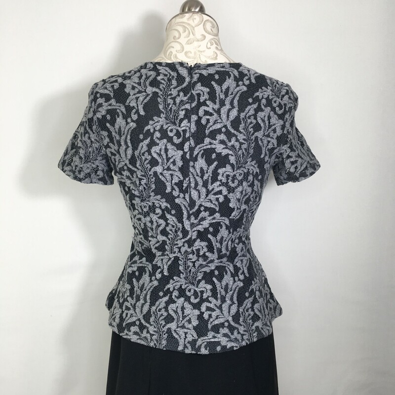 100-062 Ann Taylor, Grey, Size: Small Petite size lace short sleeve top