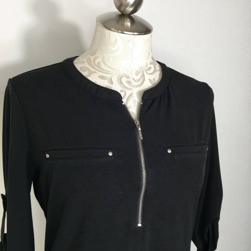 120-208 7th Avenue, Black, Size: Small Black shirt w/pockets and front zipper polyesther/spandex