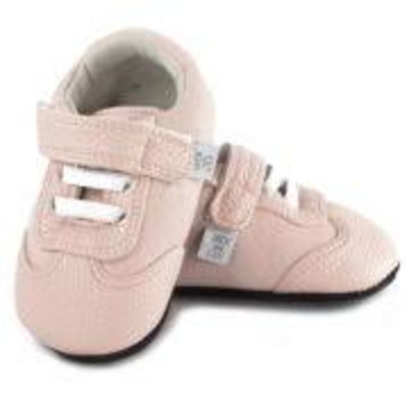My Mocs - Willa Trainers, Peach, Size: 30-36M<br />
<br />
These kicks scream street cool!<br />
<br />
Hand crafted from genuine and vegan leather<br />
Equipped with our signature super-flex sole<br />
Industry-defining 3mm ankle and sole cushioning<br />
Hook and loop closures for a secure and custom fit<br />
Perfect for indoor or outdoor use
