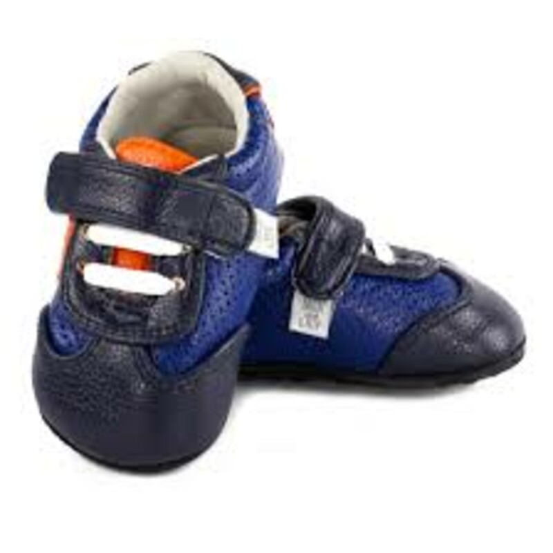 MyMocs - Denny Trainers, Blue, Size: 0-6M

These kicks scream street cool!

Hand crafted from genuine and vegan leather
Equipped with our signature super-flex sole
Industry-defining 3mm ankle and sole cushioning
Hook and loop closures for a secure and custom fit
Perfect for indoor or outdoor use