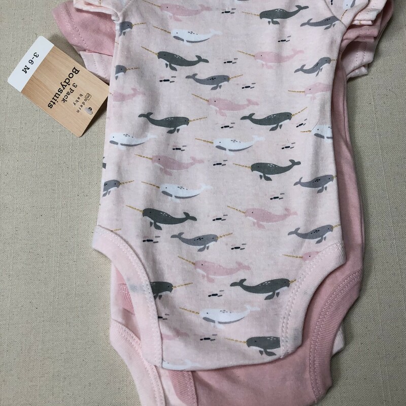 Modern Baby Onesie 3pcs, Pink, Size: 3-6M
New with tag