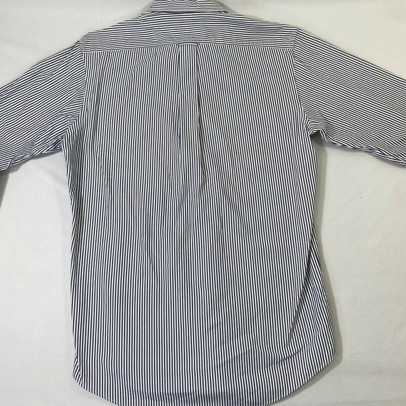 114-007 Kirkland, Blue And, Size: 15-32
Blue Pinstriped Button-Up 100% Long Staple Cotton