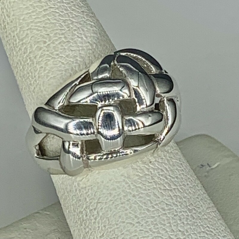 Open Basketweave Design Dome Ring<br />
Sterling Silver<br />
<br />
Looks Great and Comfortable.