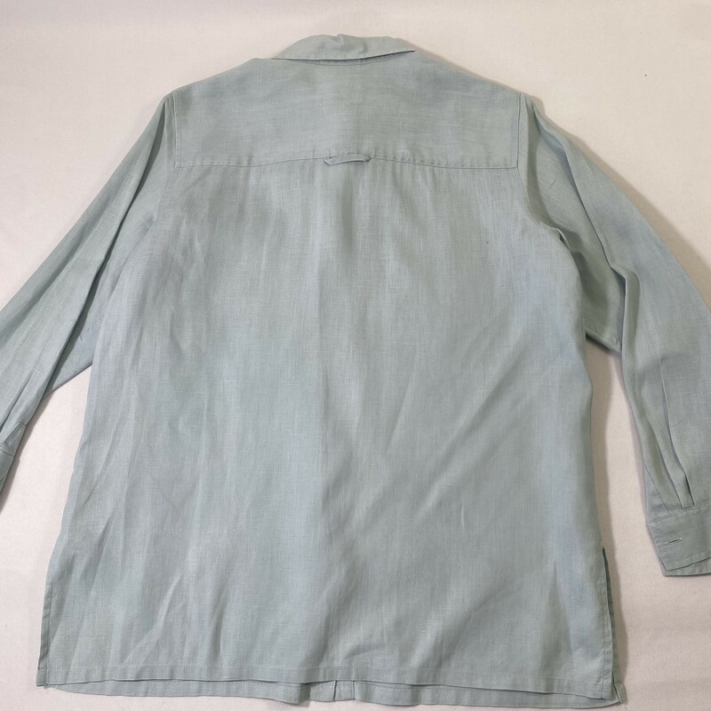 114-088 So Blue Sigrid Ol, Light Bl, Size: Medium light blue long sleeved mens button-up shirt 100% linen