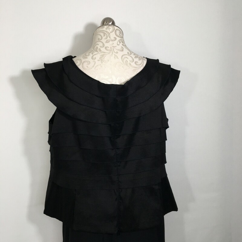 100-327 Dress Barn Ruffle, Black, Size: 18