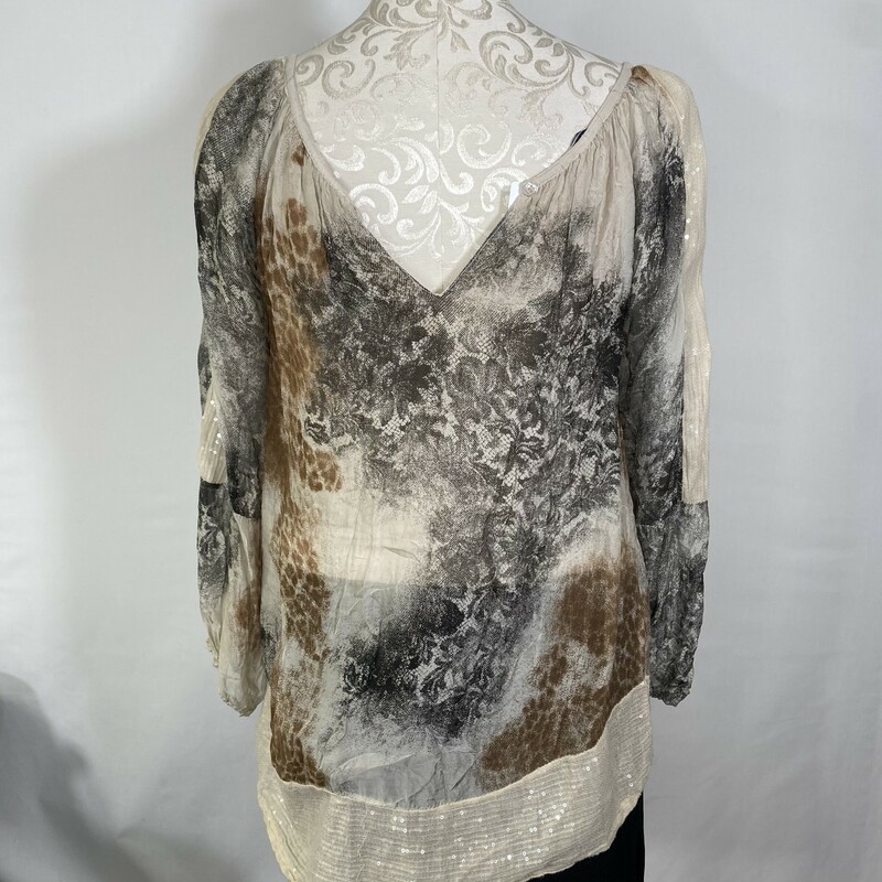 120-431 Empo Paris, Beige, Size: Medium long sleeve double layered blouse with sequins 50% silk 50% viscose  good