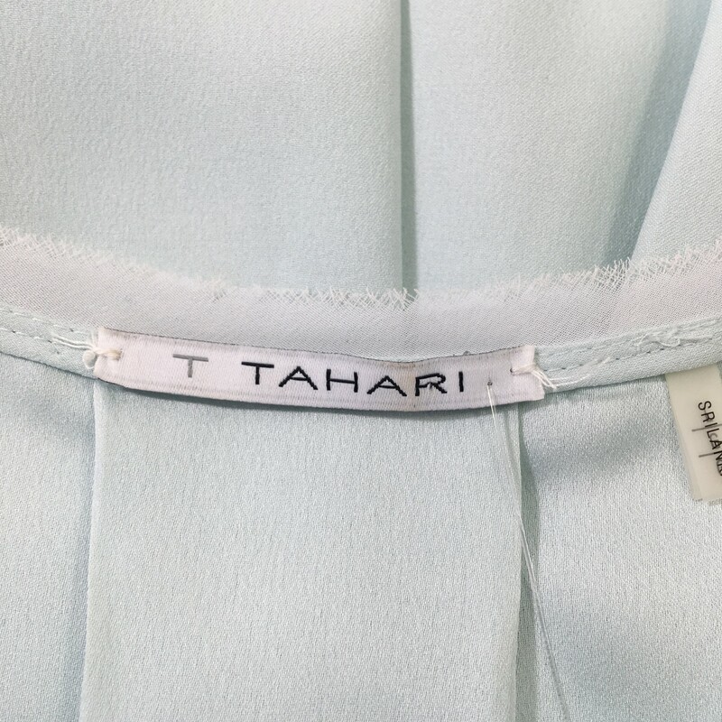 117-015 Tahari Colorblock, Blue, Size: Large light blue with brown stripe at the bottom