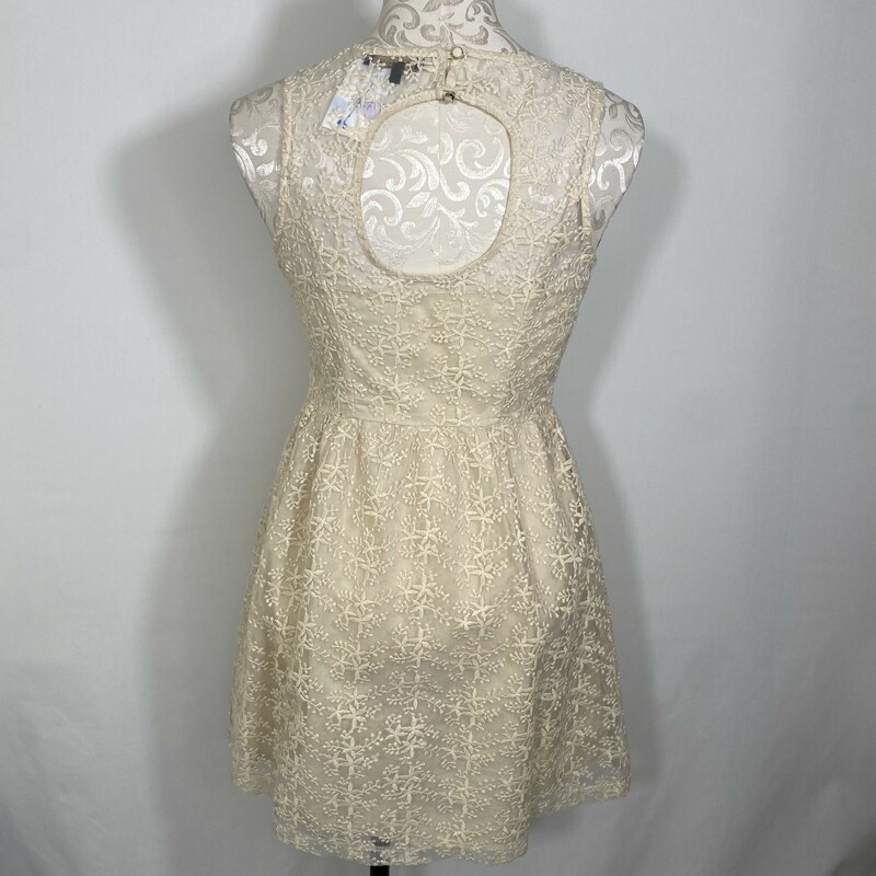 105-053 Macc & Riley, Beige, Size: Small Dress 50% Cotton 50% Polyester